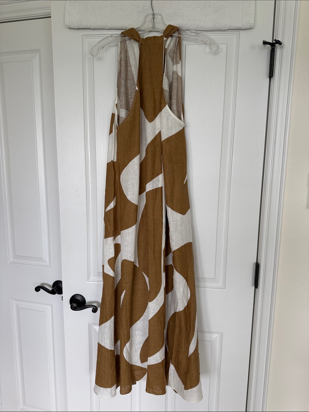 NWT Banana Republic Brown and White Abstract Print Maxi Dress Size Medium - Picture 5 of 5